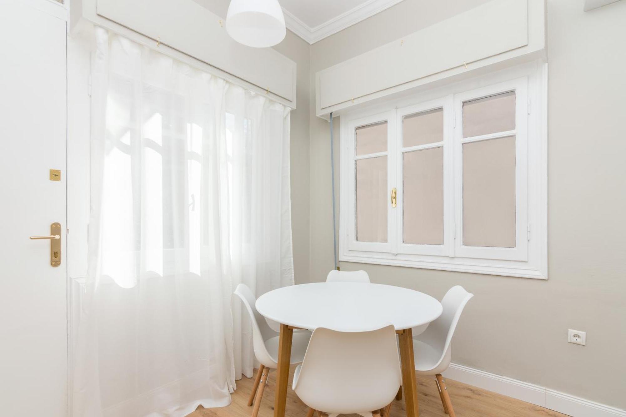Apartment Great House W/ Private Parking Athens