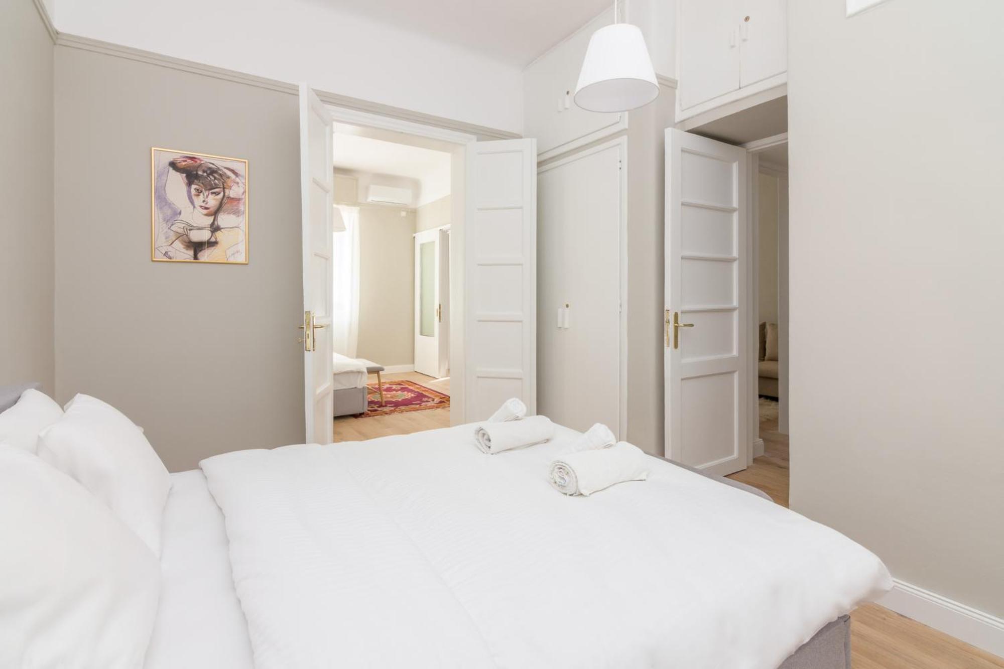 Great House W/ Private Parking Athens